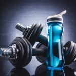 Håndvægte og vandflaske